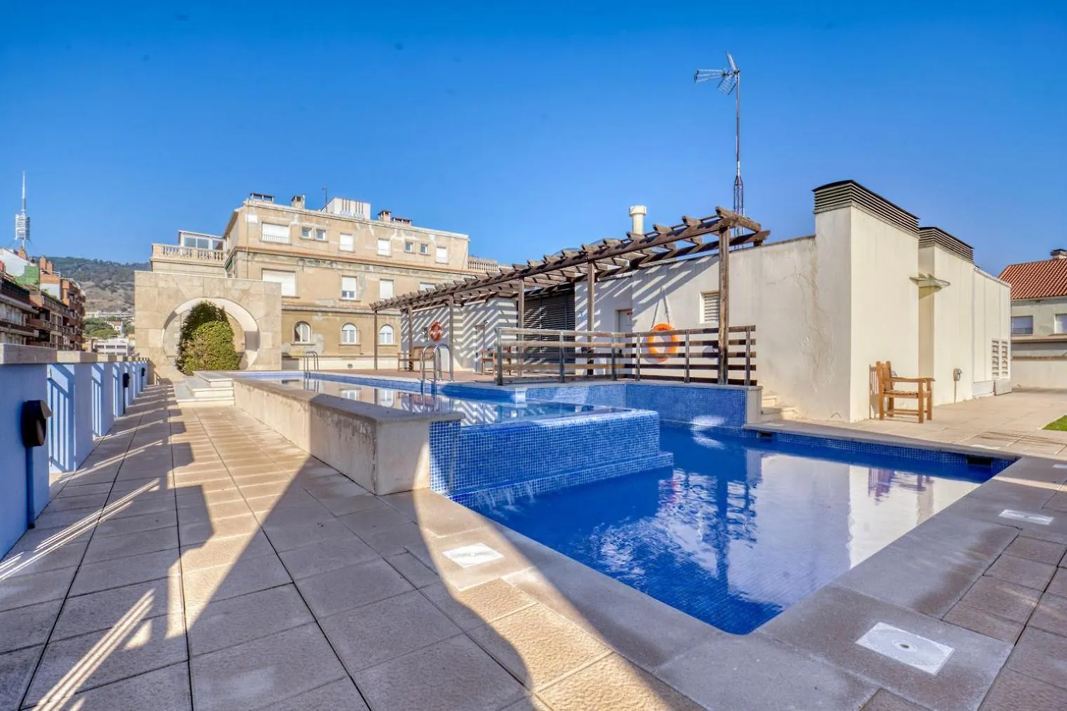 ברצלונה Blueground La Bonanova Doorman Rooftop Pool Bcn-115 ספרד