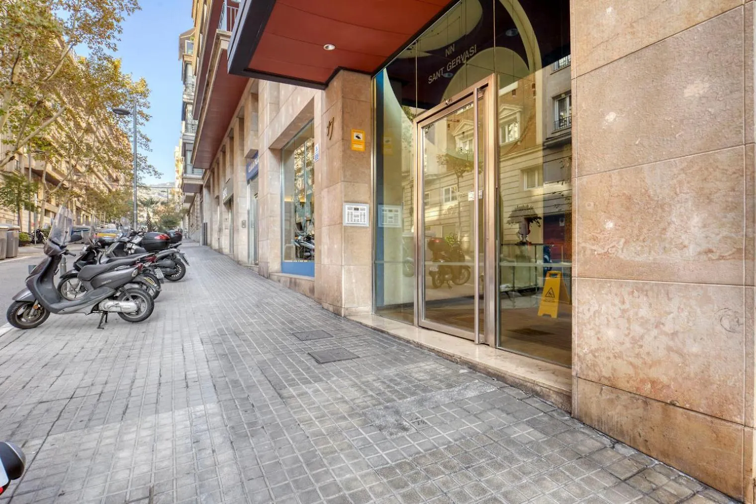 ברצלונה Blueground La Bonanova Doorman Rooftop Pool Bcn-115 דירה